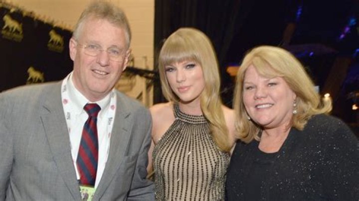 Taylor Swift's Journey Towards Parental Reconciliation